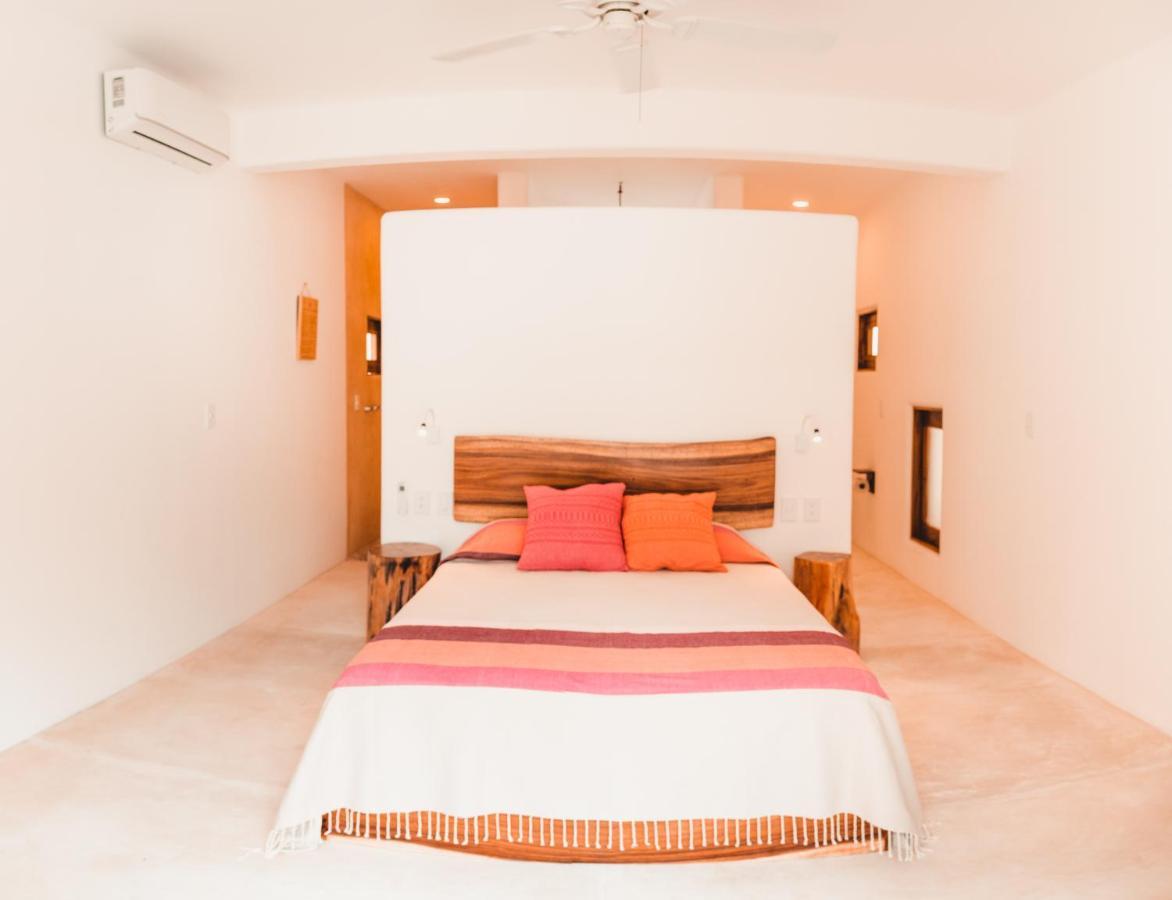 Отель Casa Kuaa Brisas de Zicatela Экстерьер фото