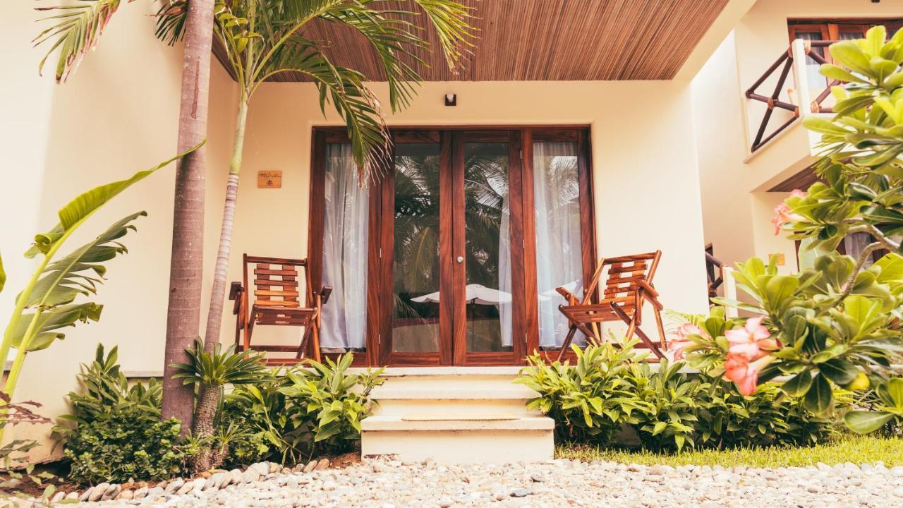 Отель Casa Kuaa Brisas de Zicatela Экстерьер фото