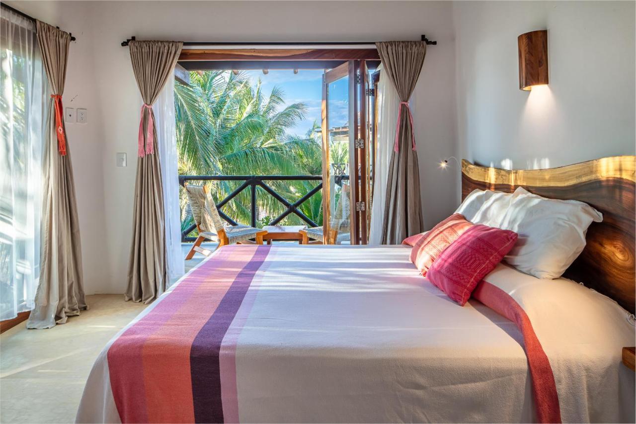 Отель Casa Kuaa Brisas de Zicatela Экстерьер фото